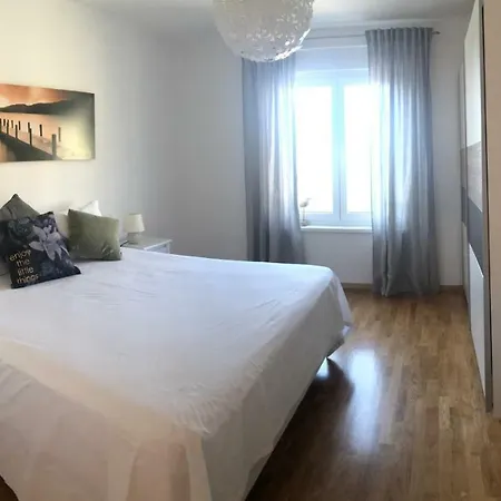 Sea View Apartment Kozino